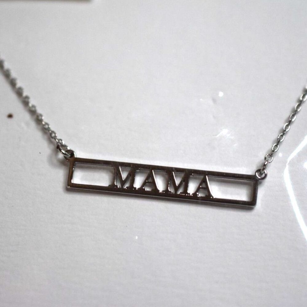 NIP Silver Tone Bar Cutout "MAMA" Letter Design Rectangular Frame 16" Necklace